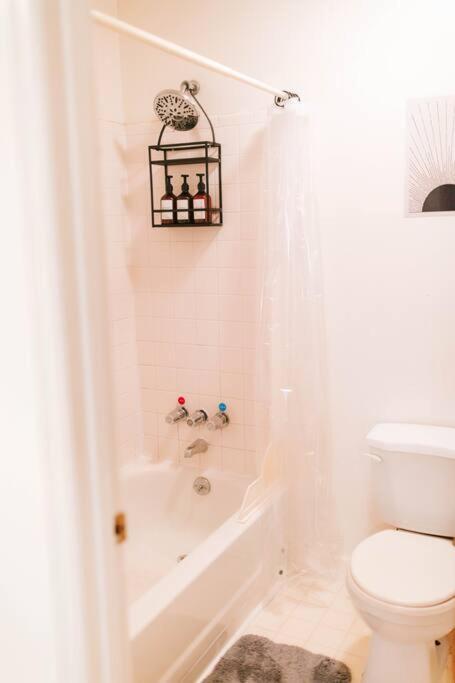 דירות Cozy 3-Bed Athens Getaway, Right Near Uga! מראה חיצוני תמונה