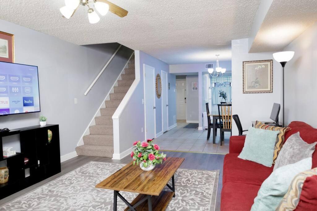 דירות Cozy 3-Bed Athens Getaway, Right Near Uga! מראה חיצוני תמונה